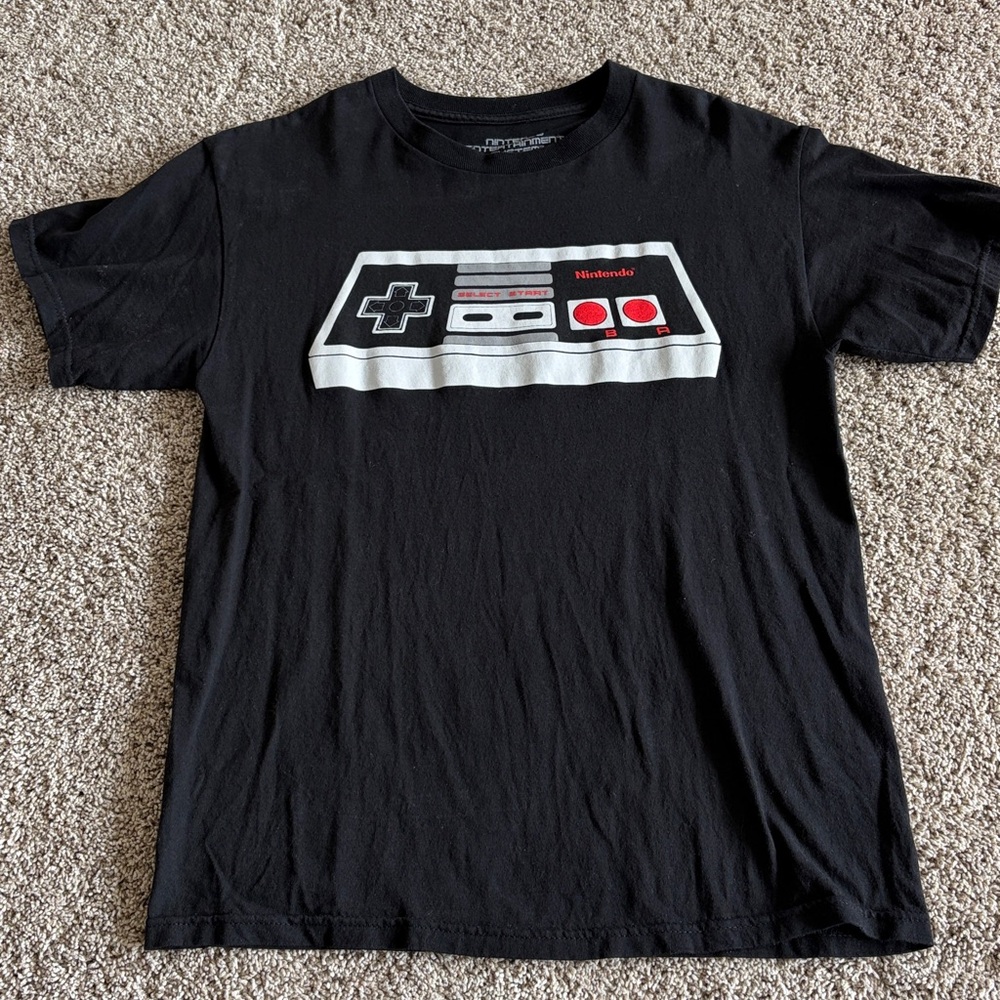 Men's Medium NES Nintendo Entertainment System T-shirt